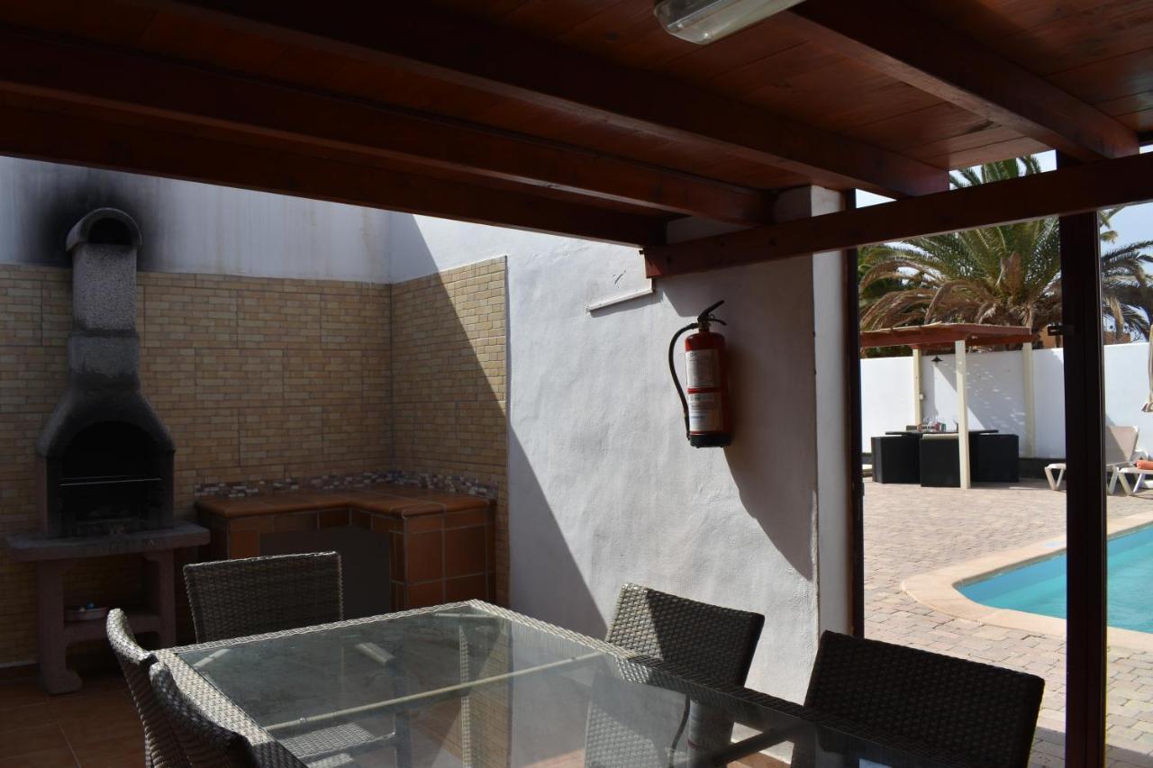 Villa Experience Heated Salty Water Pool 科斯塔卡莱塔 外观 照片